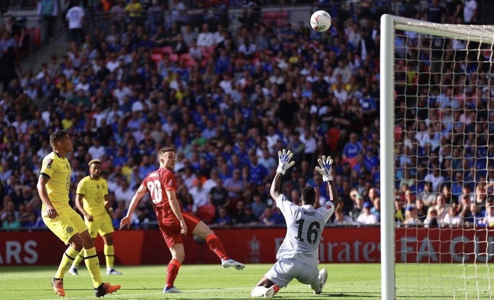 果然！利兹联主场3-1爆冷击败切尔西，利物浦范戴克和萨拉赫下滑