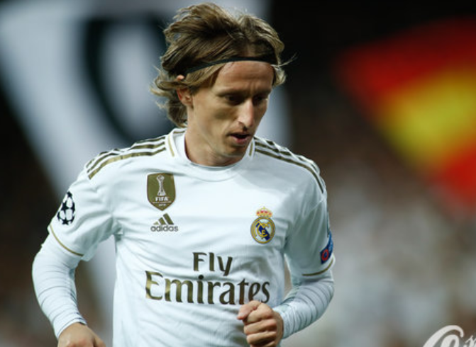 斯内德：穆帅对我而言就像父亲，贝尼特斯来国米的时机不对